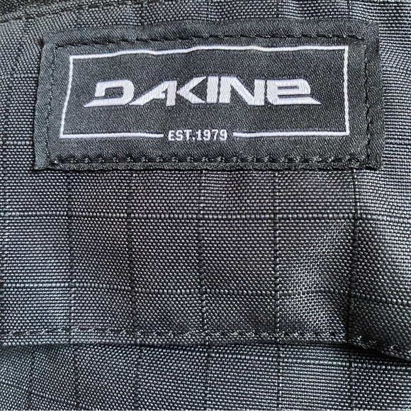 Dakine Hip Pack Black - Picture 3 of 3